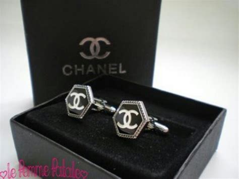 chanel cuff 2018|Chanel cufflinks.